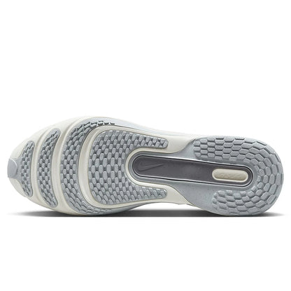 Ténis de corrida Nike Air Zoom Uptown SC de cano baixo: antiderrapantes, duráveis, confortáveis, com amortecimento macio e respiráveis IB2746-103