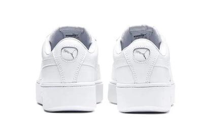 Baskets Puma Vikky Stacked blanches et argentées 369143-02