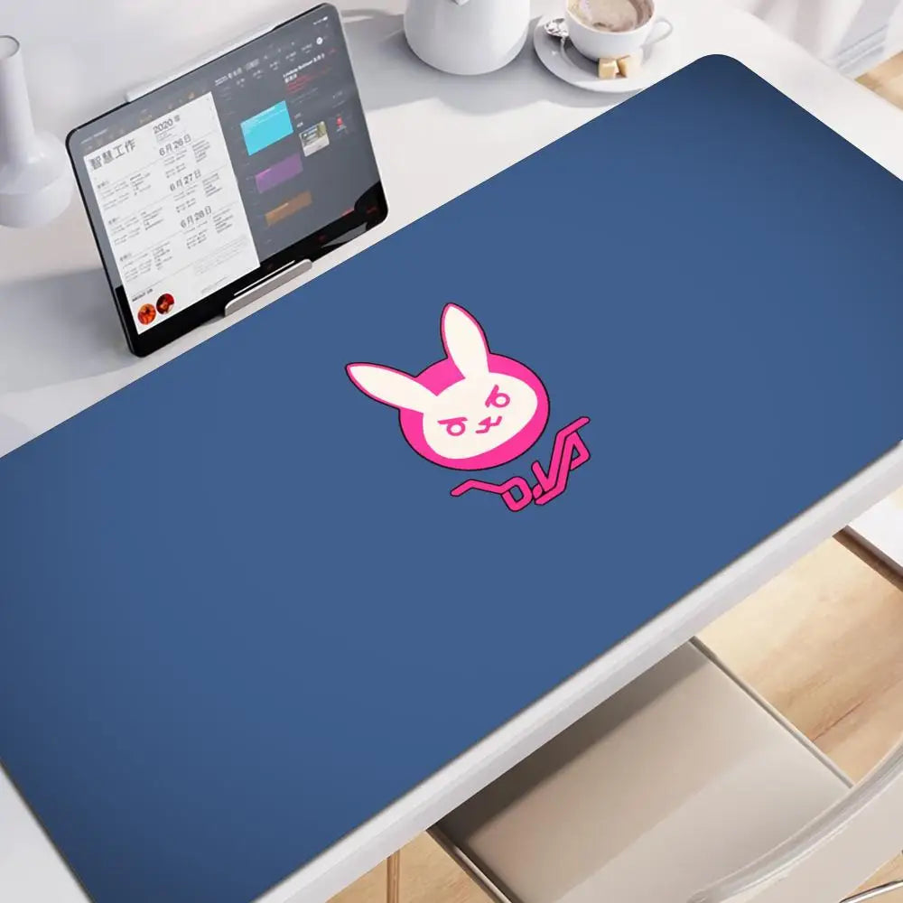 Anime-tyylinen pelityttö Overwatch -suuri hiirimatto 900x400 kannettavalle ja toimistoon, kuminen pehmeä pöytämatto, tietokoneen näppäimistölle, HD-painatus, XXL-hiirimatto