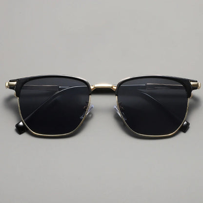 New Arrival Vintage Square Sunglasses Women Men Metal Frame Sun Glasses Female Eyewear Sunglasses for Male Female Eyeglasses