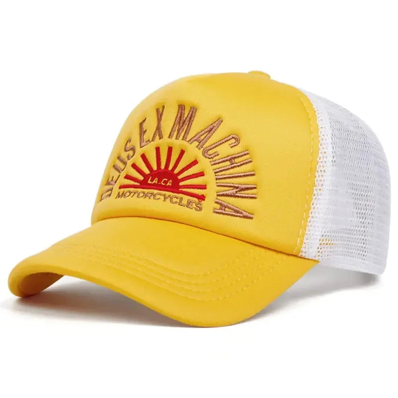 Neue Outdoor-Unisex-Baseballcaps mit gestickten Buchstaben, Colourblock-Design, Sonnenschutz, atmungsaktivem Mesh, vielseitige modische Trucker-Caps als Sonnenhut