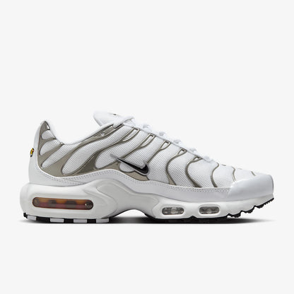 Ténis de corrida femininos Nike Genuine Air Max Plus SE com amortecimento a ar HJ9743-100