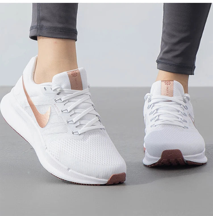 Nike Original W Nike Run Swift 3 Damen-Laufschuhe, atmungsaktiv, DR2698-105