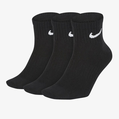 Nike-sokken Nike Basketball verdikte sokken Lange sportsokken met Dri-FIT-technologie voor ademend vermogen 3-pack SX7667-100