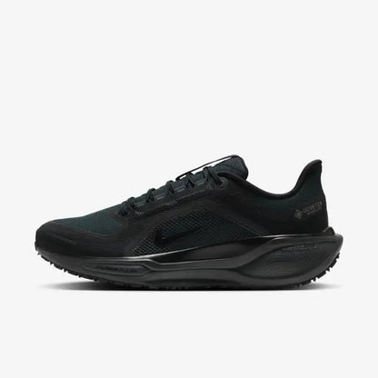 Nike Pegasus 41 GORE-TEX – wasserdichte, atmungsaktive, gepolsterte Low-Top-Laufschuhe für Herren, schwarz