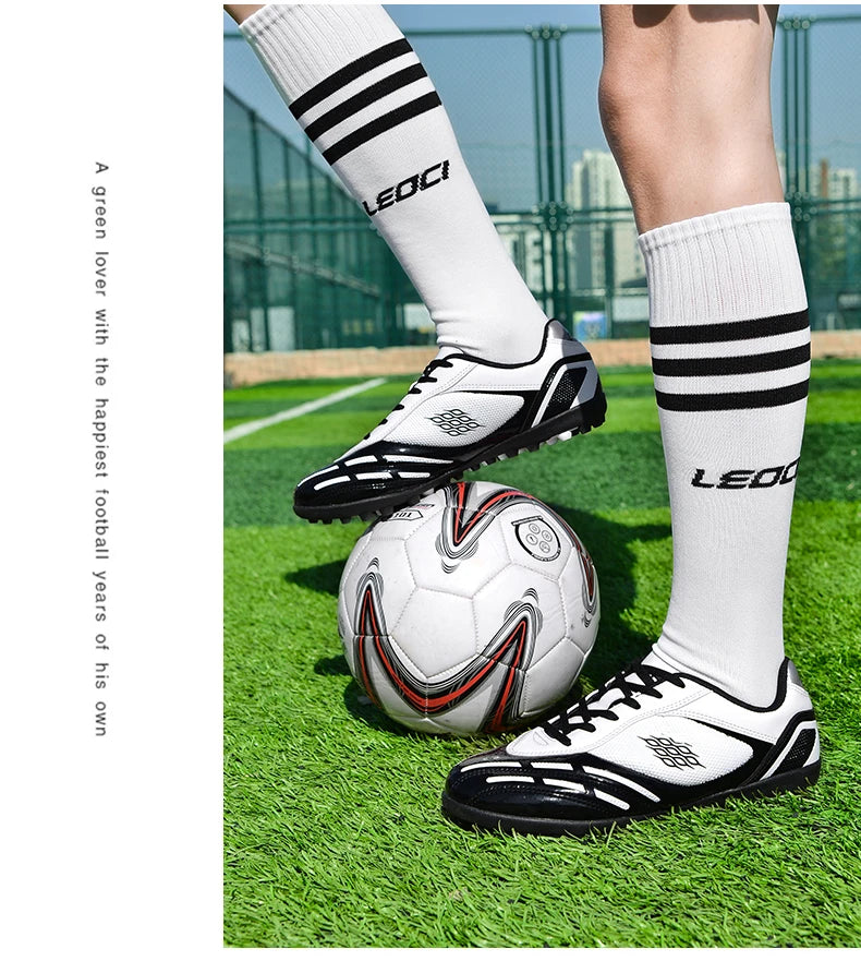 Soccer Shoes Men Turf Football Boots Fashion Firm Ground Studs Anti-Slip Boy Sneakers Original Outdoor Field Training Trainers