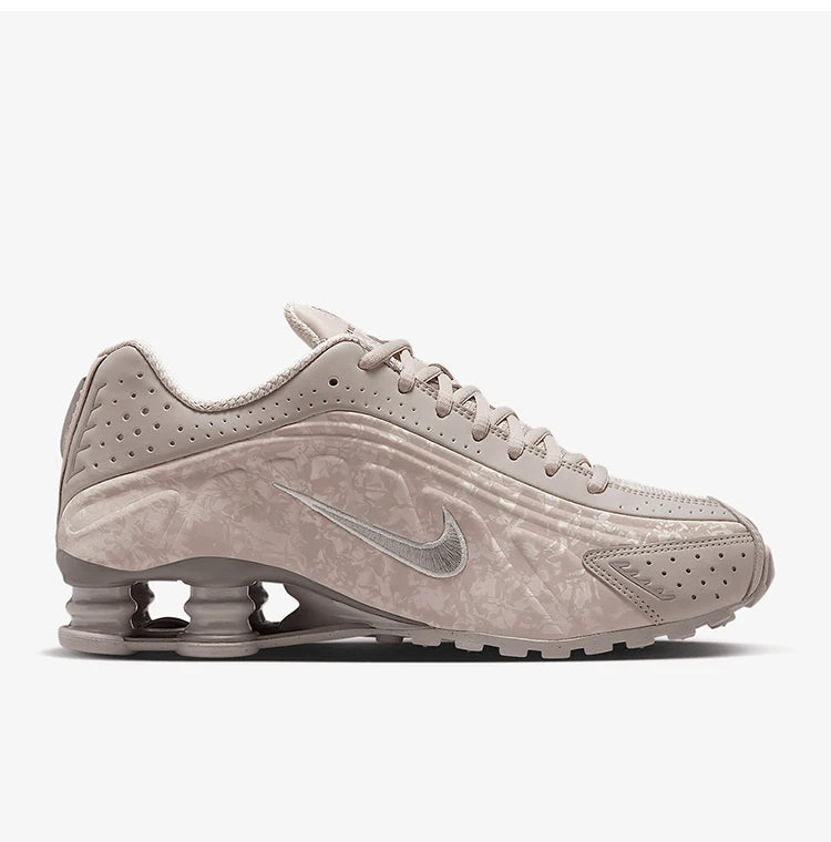 Nike Original Shox R4 Damen-Laufschuhe mit Dämpfung und niedrigem Schnitt HV0934-001