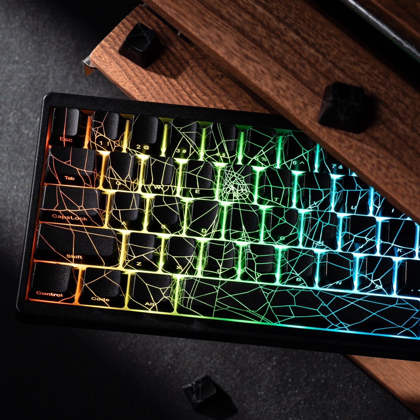Teclado XVX Spider Web M67 JadeStone con teclas IMD-Tech, conexión trimodo y retroiluminación RGB personalizada 60%