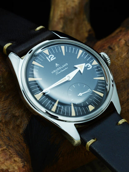 Hruodland F033 Retro Classic Quartz Men's Watches VD78 Movement Stainless Steel Black Brown Leather Strap Wristwatches