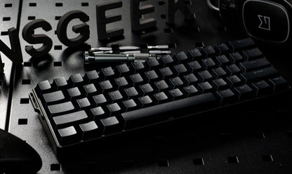 Tastiera gaming meccanica Akko MonsGeek FUN60 Ultra con switch magnetici, 60%, Rapid Trigger 8K HE/TMR, tastiera gamer personalizzata in alluminio