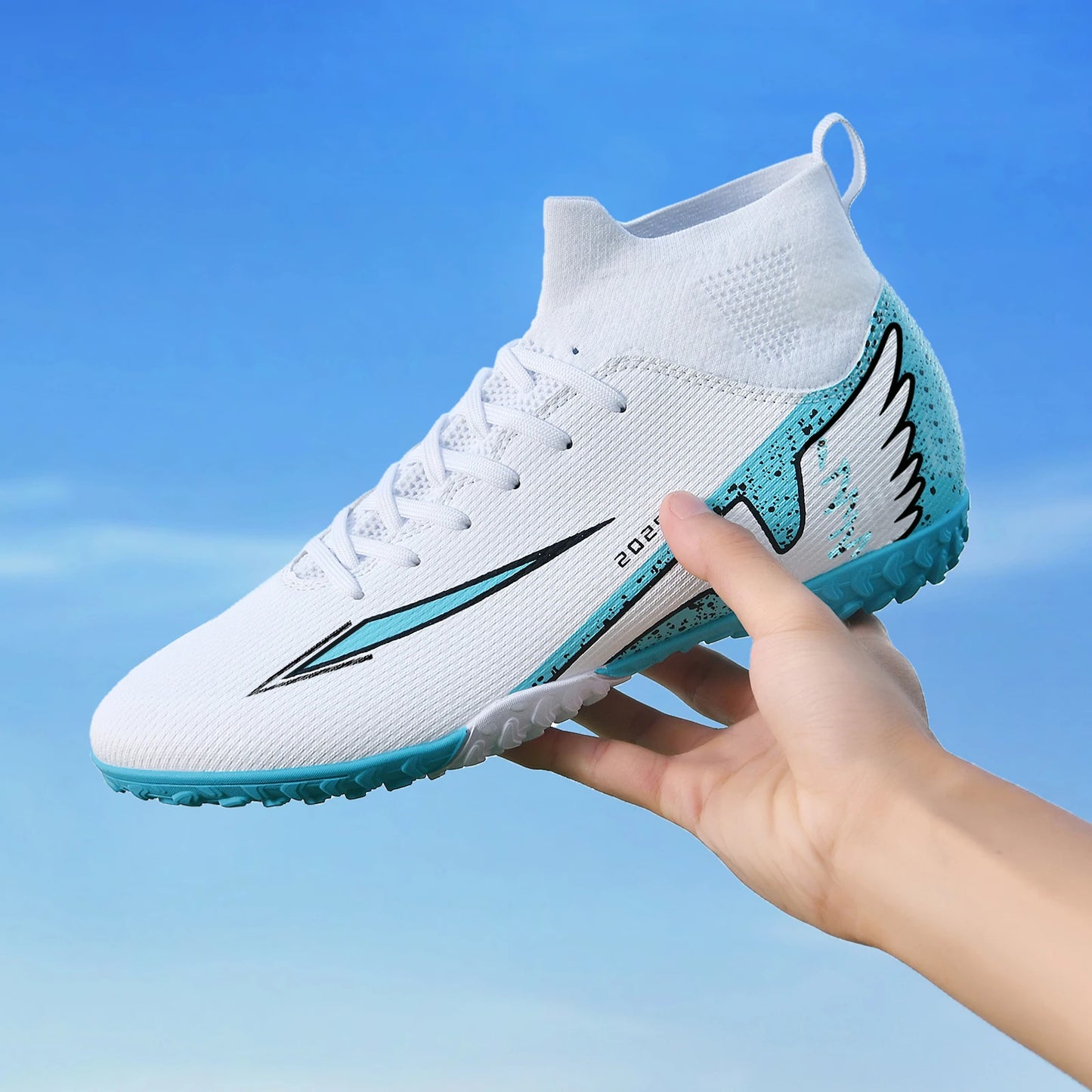 Professional Football Boots Men's Soccer Shoes Adult Society Football Cleats Ultralight Training Soccer Outdoor Sports Sneakers