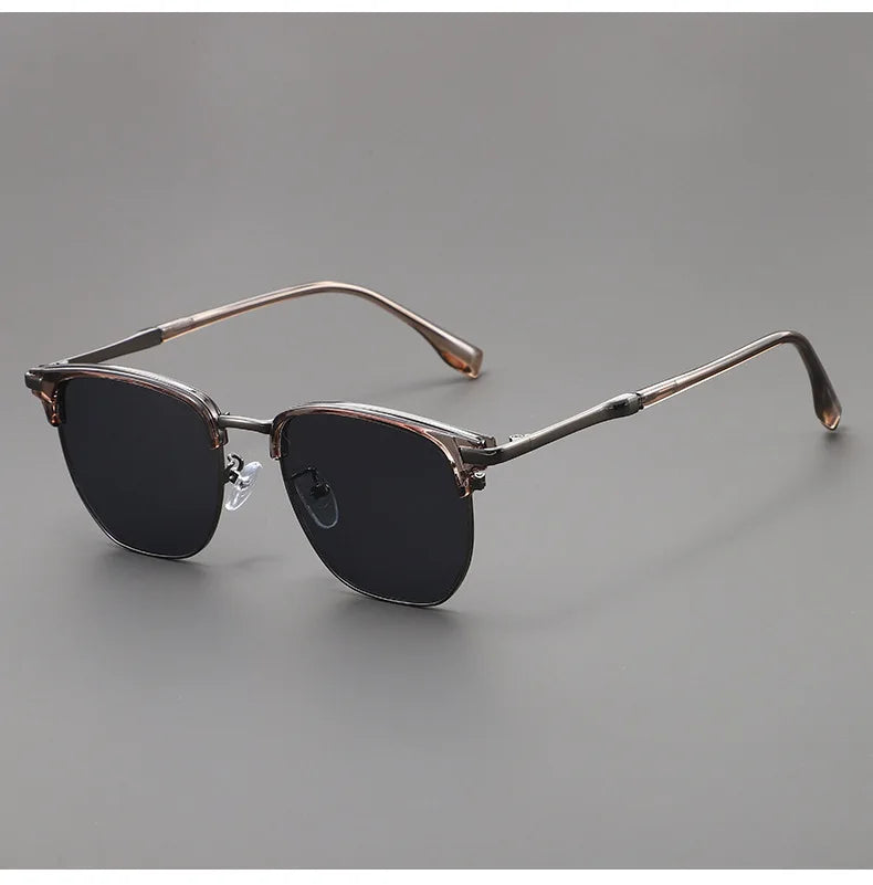 New Arrival Vintage Square Sunglasses Women Men Metal Frame Sun Glasses Female Eyewear Sunglasses for Male Female Eyeglasses