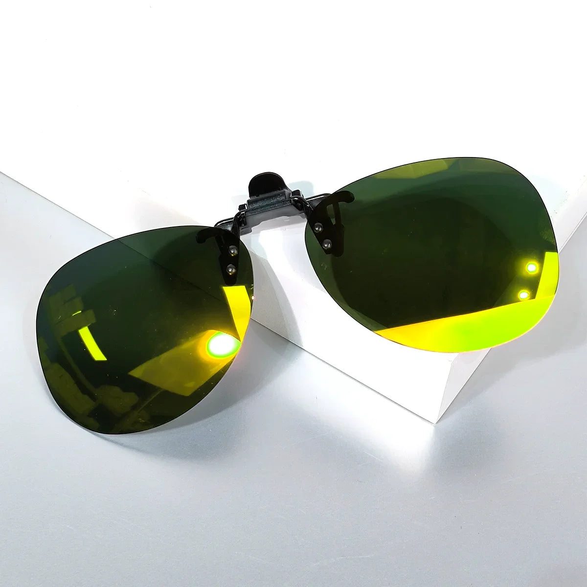 Trendy Cool Clip-on Sunglasses Polarized  Fashion Glasses, for Men Women Outdoor Sports Party Vacation Travel Driving