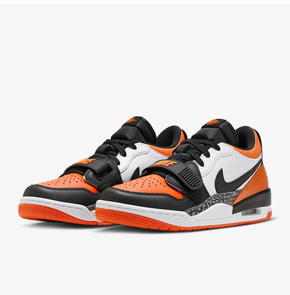 Nike Original Jordan Herren-Basketballschuhe mit Air-Dämpfung CD7069-118