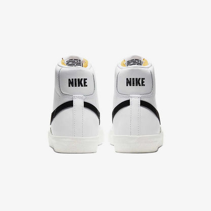 Nike Authentic 202 Spring New BLAZER LOW LX női sportos, fűzős, alkalmi cipő CZ1055-100