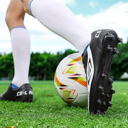 New Men’s Football Boots Grass Cleats Soccer Shoes Match Adult Indoor Ultralight Non-Slip Boys Futsal Sport Turf Comfortable