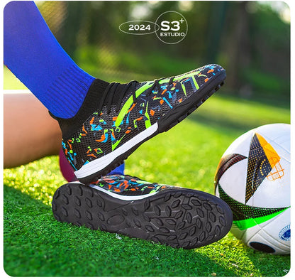 Turf Soccer Cleats Professional Men Football Boots Breathable Mesh Youth Soccer Shoes Anti-Skid Male Sneakers Society Chuteira.