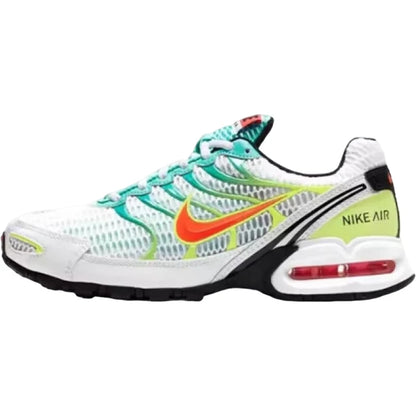Ténis de corrida Nike Authentic para mulher com amortecimento a ar CW5607-100