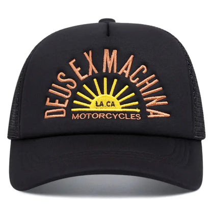 Neue Outdoor-Unisex-Baseballcaps mit gestickten Buchstaben, Colourblock-Design, Sonnenschutz, atmungsaktivem Mesh, vielseitige modische Trucker-Caps als Sonnenhut
