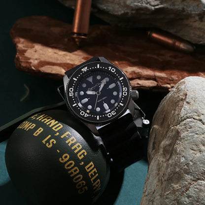 【Escapement Time】Quartz 2S60 Movement Diver Water Sapphire Ceramic Bezel BGW9 300M Waterproof The battery lasts for ten years
