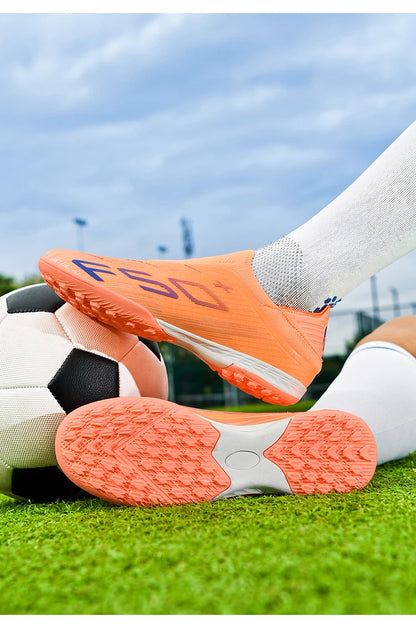 Nuove scarpe da calcio da uomo con tacchetti per erba, comode scarpe da futsal per turf, scarpe sportive ultraleggere FG antiscivolo indoor per adulti