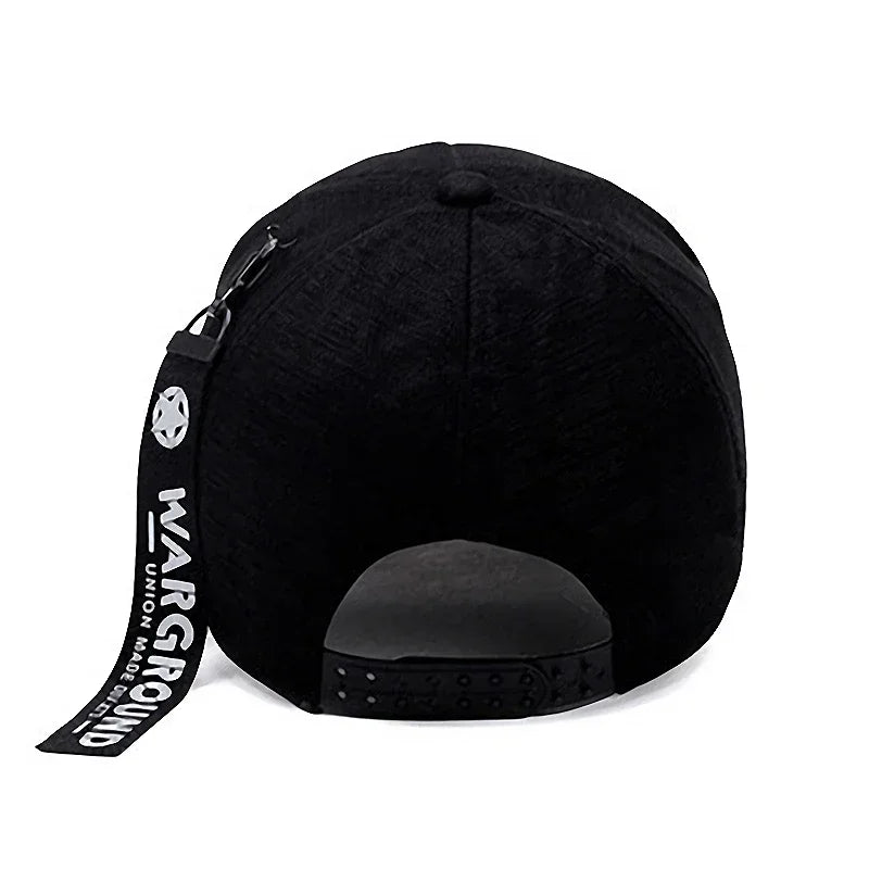 Personalisierte Baseballcap aus Metall mit klassischem Schirmdesign, leicht und atmungsaktiv! Vier Farben zur Auswahl