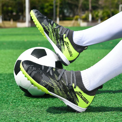 Turf Soccer Cleats Professional Men Football Boots Breathable Mesh Youth Soccer Shoes Anti Skid Male Sneakers Society Chuteira