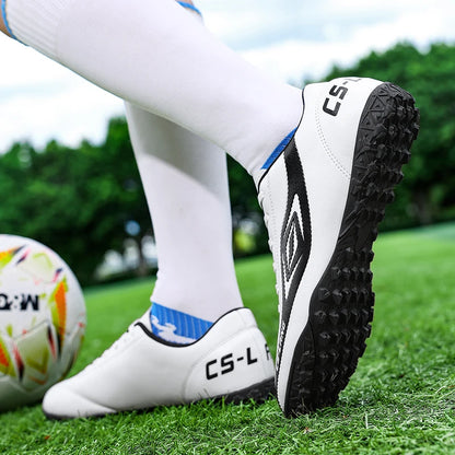 New Men’s Football Boots Grass Cleats Soccer Shoes Match Adult Indoor Ultralight Non-Slip Boys Futsal Sport Turf Comfortable