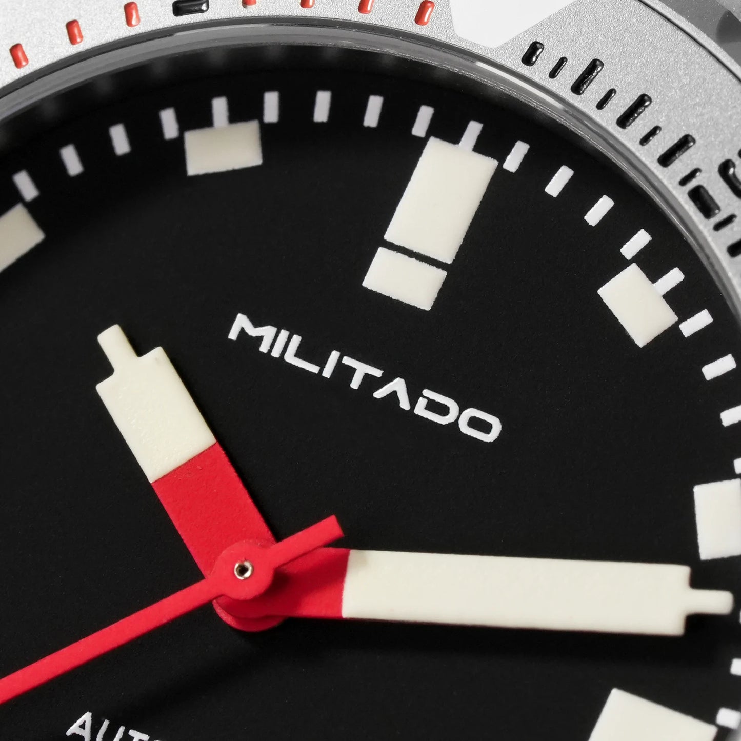 Militado ML20 39mm Men Watch PT5000 Automatic Movement Sapphire Luminova Watches Stainless Steel 200m Waterproof Wristwatch