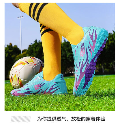New Men Soccer Shoes Professional Football Boots Sneakers Comfortable Outdoor Match Boys Non-Slip Sports Shoes Unisex.