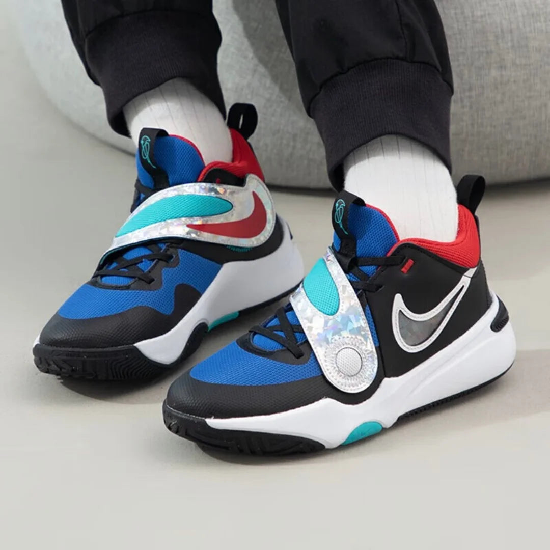 Scarpe da basket da donna Nike con ammortizzazione e suola integrale in gomma, pratiche, nuovo design con velcro, scarpe da basket mid-top resistenti all’usura e durevoli, Team Hustle D11 in colore accattivante per outdoor e tempo libero, Excell