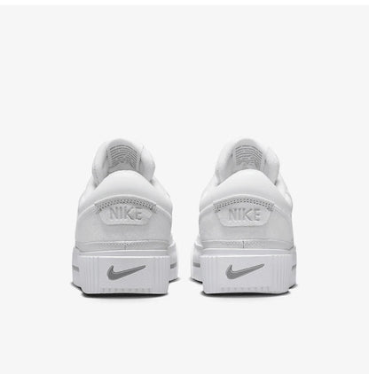 Ténis de skate com plataforma Nike Authentic Legacy Lift para mulher FZ2606-100