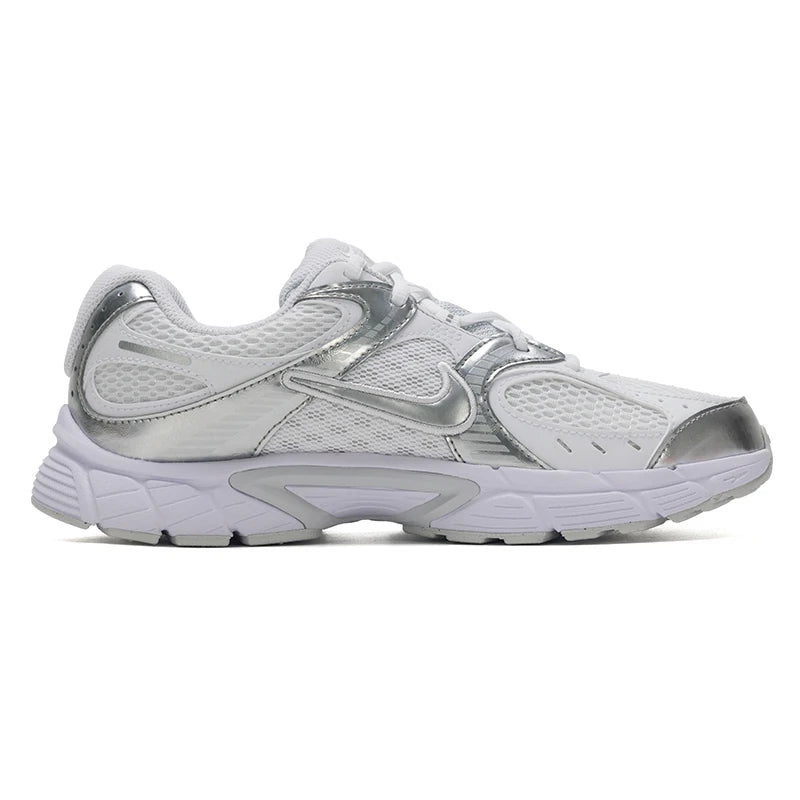 Nike Women's V5 Rnr (GS) Casual Shoes for Teenagers, Lightweight, Comfortable, Cushioned Running Shoes HQ6411-103