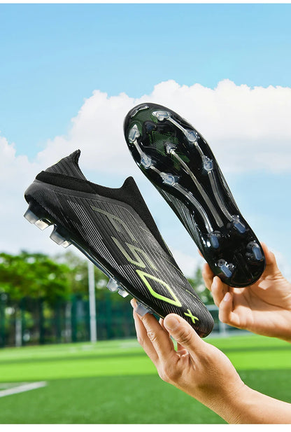 Nuove scarpe da calcio da uomo con tacchetti per erba, comode scarpe da futsal per turf, scarpe sportive ultraleggere FG antiscivolo indoor per adulti