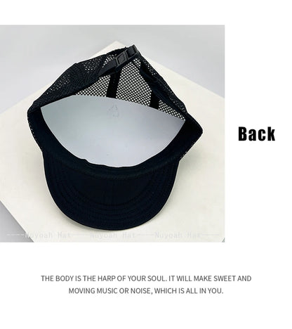 Cappellini da baseball unisex semplici in rete con lettere, parasole, ad asciugatura rapida, traspiranti, con visiera corta e a punta, versatili, alla moda, per attività all’aperto