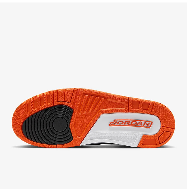 Nike Original Jordan Herren-Basketballschuhe mit Air-Dämpfung CD7069-118