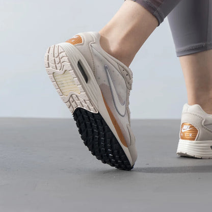 Nike Genuine Air Max Solo Women's Lightweight Running Shoes FN0784-105