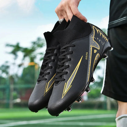 Nouvelles chaussures de football pour hommes, chaussures de soccer de haute qualité pour l'extérieur, chaussures de sport ultralégères pour l'intérieur, chaussures de sport antidérapantes à cheville haute, chaussures d