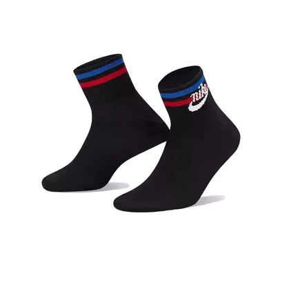 Nike: Stylish, Versatile, and Comfortable Sports and Casual Wear for Men and Women – Terry Cloth Socks 3-Pack SX7557-010