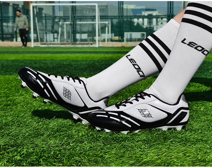 Soccer Shoes Men Turf Football Boots Fashion Firm Ground Studs Anti-Slip Boy Sneakers Original Outdoor Field Training Trainers