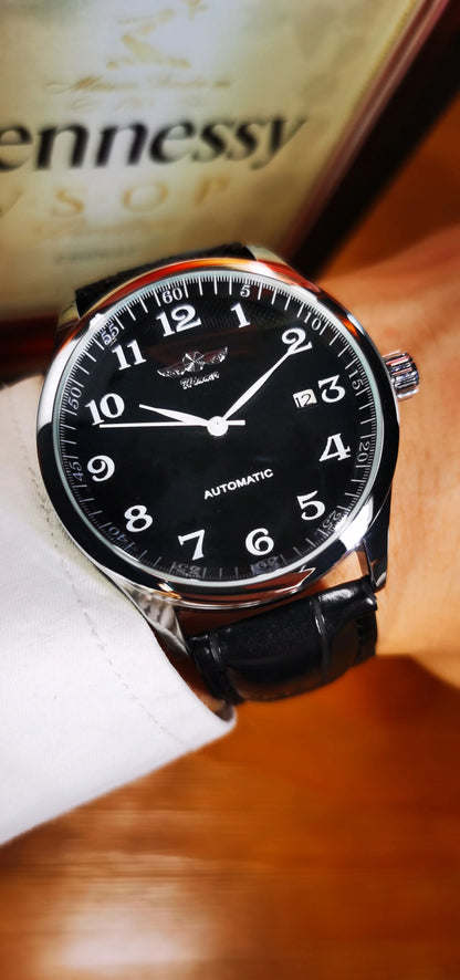 Klassische Herrenuhr – Retro-Design mit Kalender und blauen Zeigern, mechanisches Automatikwerk, renommierte Marke, Edelstahlgehäuse und Lederarmband