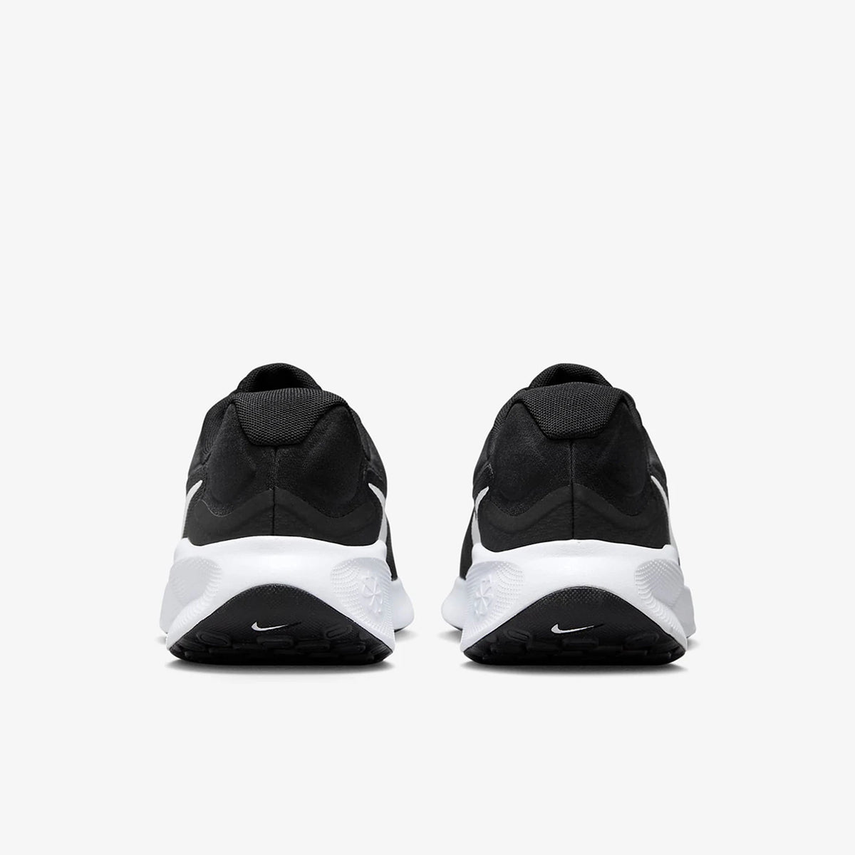 Ténis de corrida desportivos Nike Authentic Revolution 7 para homem, leves e resistentes FB2207-001
