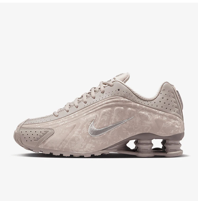 Nike Original Shox R4 Damen-Laufschuhe mit Dämpfung und niedrigem Schnitt HV0934-001