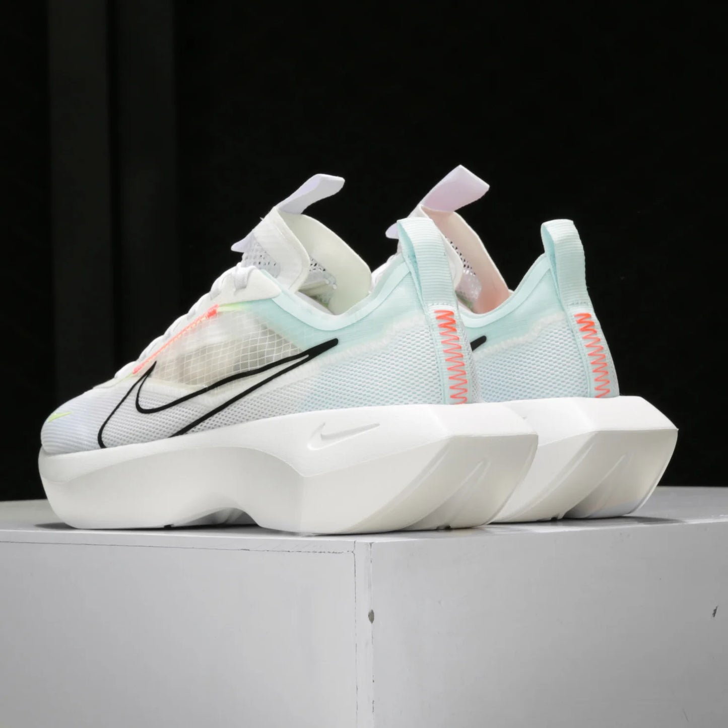 Nike Authentic VISTA LITE дамски дишащи Dad Shoes на платформа CI0905-102