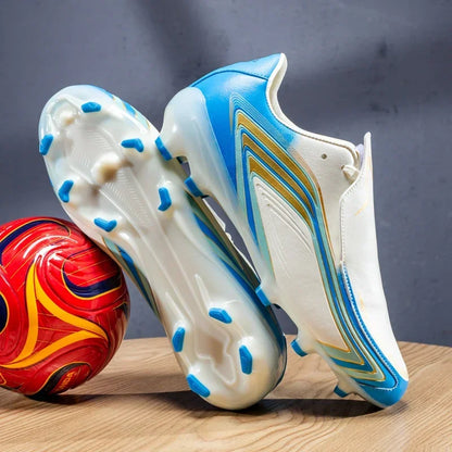 Nouvelles chaussures de football pour hommes, baskets de match, chaussures de futsal antidérapantes, crampons pour terrain en herbe, chaussures de football d'intérieur, légères, de haute qualité, pour l'extérieur