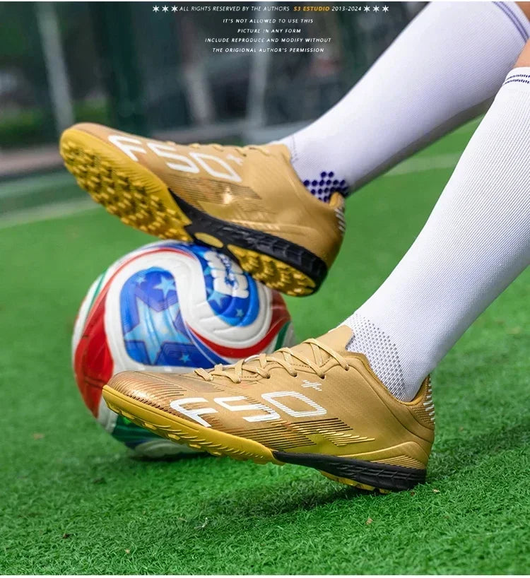 Nouvelles chaussures de football pour hommes, adaptées à la pratique sur gazon, ultralégères, antidérapantes, baskets de sport pour activités de plein air, chaussures de football professionnelles, chaussures d'entraîne