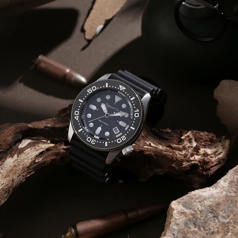 【Escapement Time】Quartz 2S60 Movement Diver Water Sapphire Ceramic Bezel BGW9 300M Waterproof The battery lasts for ten years