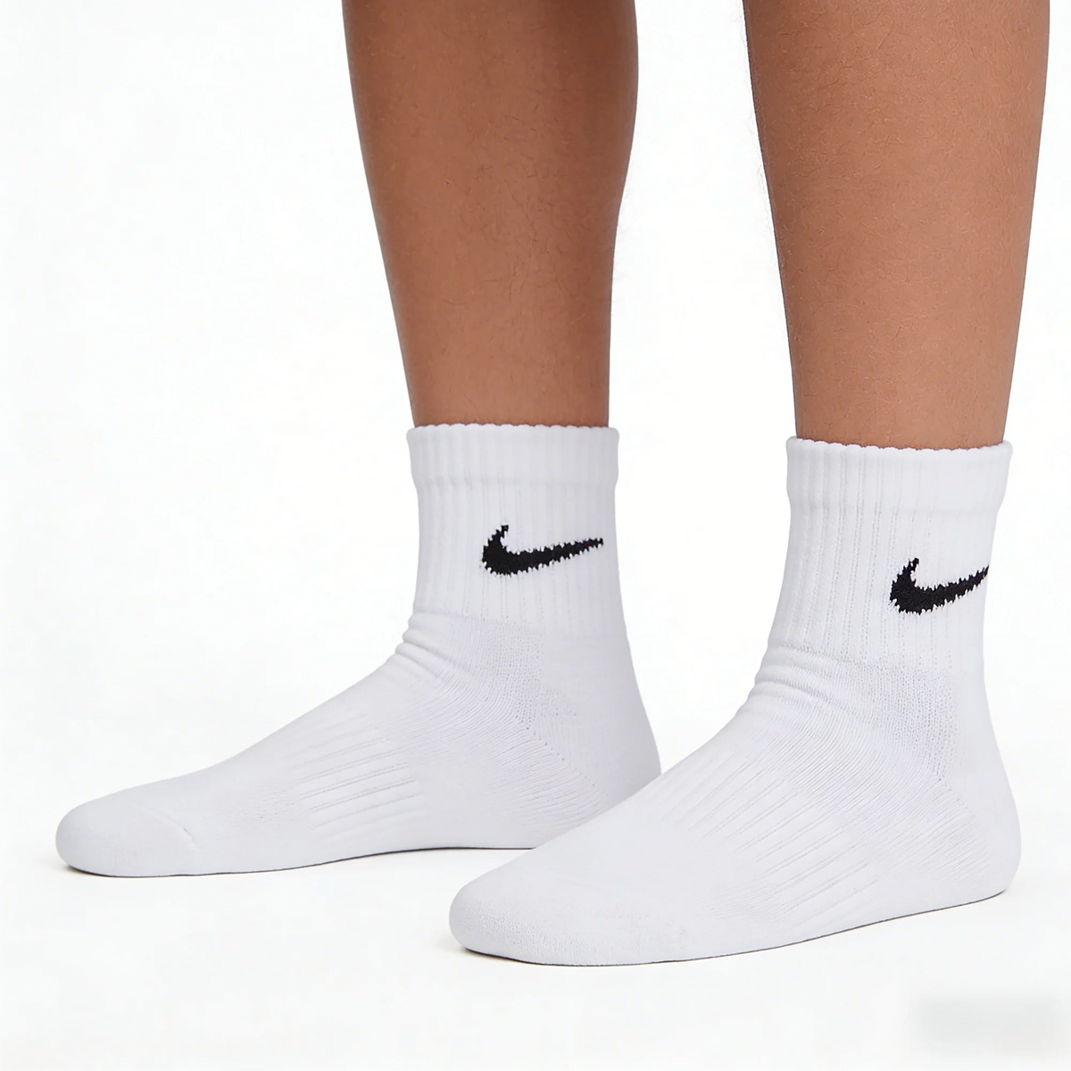 Nike-sokken Nike Basketball verdikte sokken Lange sportsokken met Dri-FIT-technologie voor ademend vermogen 3-pack SX7667-100