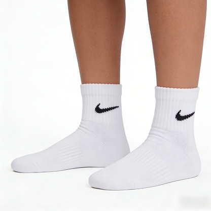 Nike-sokken Nike Basketball verdikte sokken Lange sportsokken met Dri-FIT-technologie voor ademend vermogen 3-pack SX7667-100