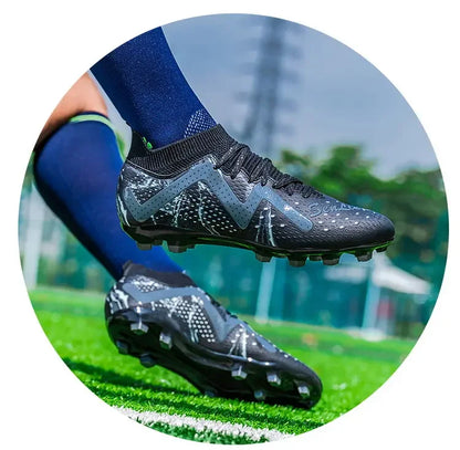 Botas de fútbol oversize para jóvenes y niños, diseño cómodo y flexible, rendimiento estable antideslizante para deportes al aire libre en campo